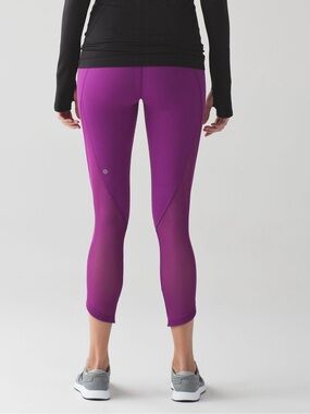 Lululemon Run Around Tight
Aurora size 4